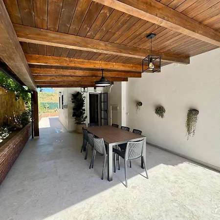 Villa Vista Heated Pool, Bbq, Parking, Ping-pong *