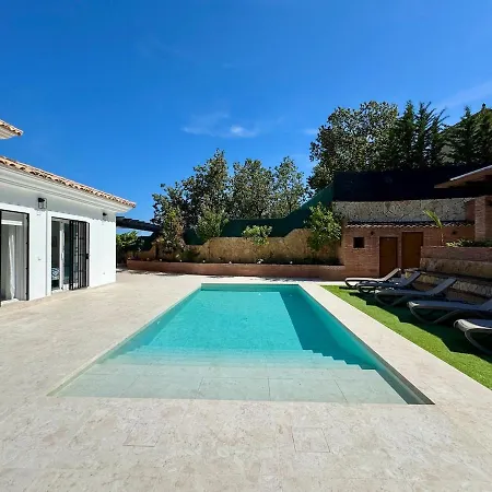 Vista Heated Pool, Bbq, Parking, Ping-pong Malaga