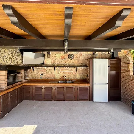 Vista Heated Pool, Bbq, Parking, Ping-pong Villa
