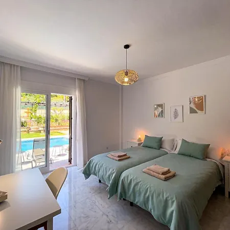 Vista Heated Pool, Bbq, Parking, Ping-pong * Malaga