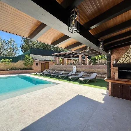 Vista Heated Pool, Bbq, Parking, Ping-pong Villa